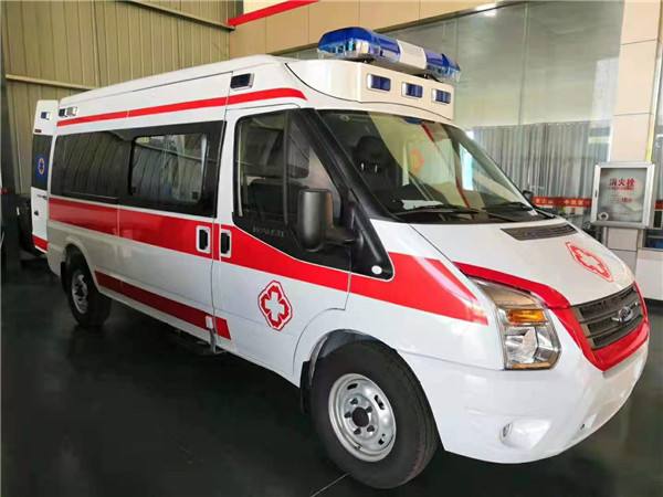 洞口县福特V362救护车